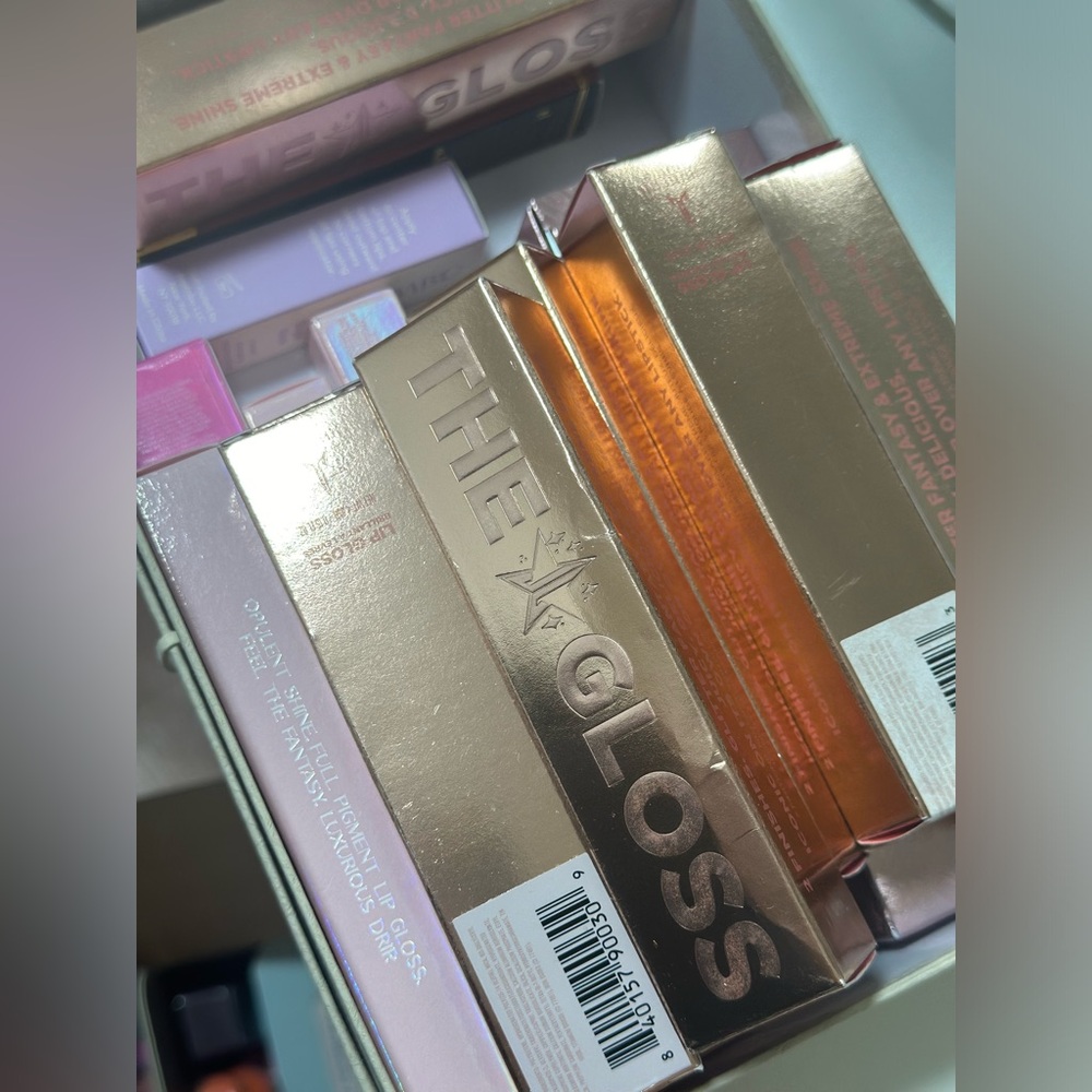 Makeup pull